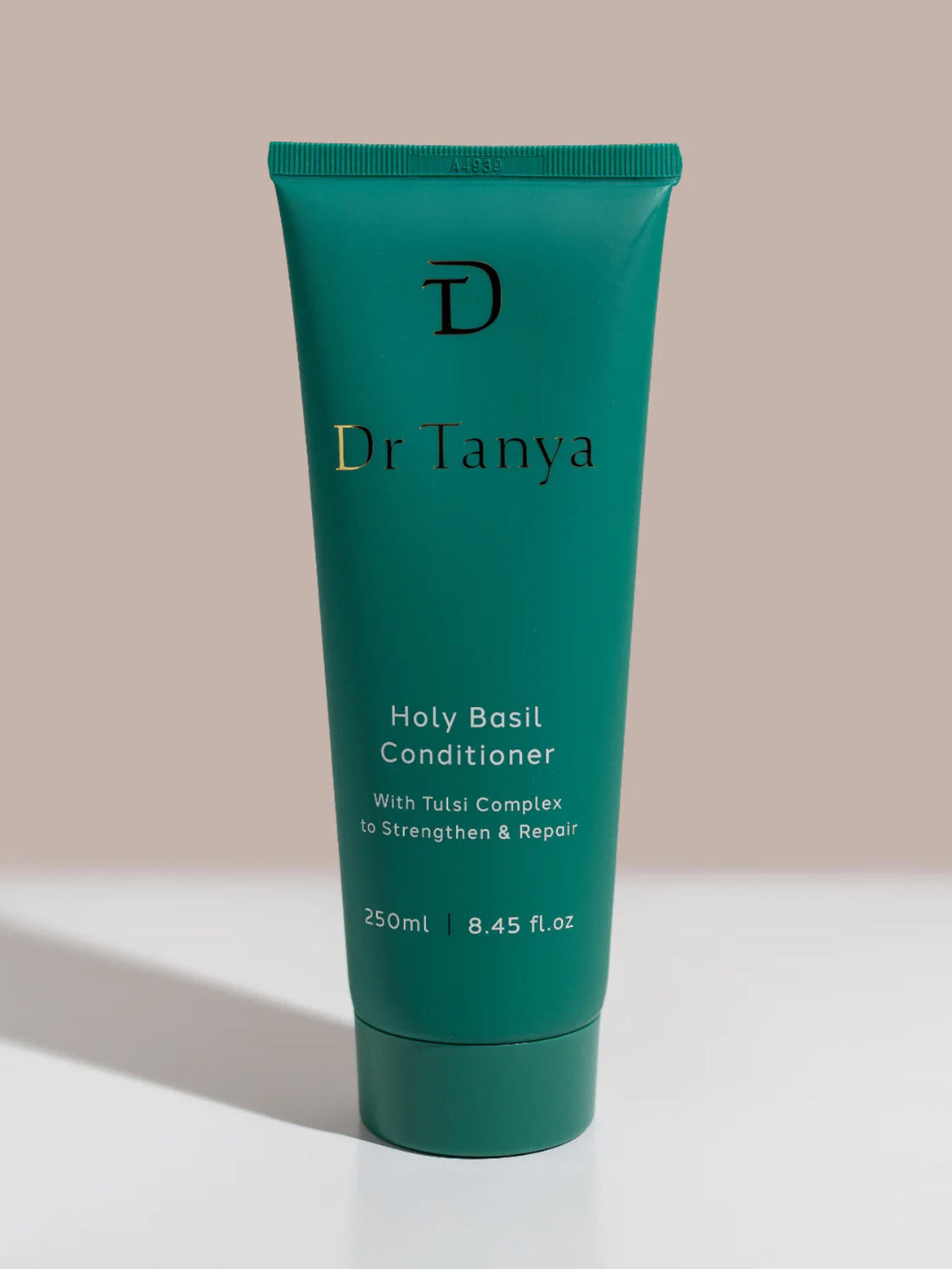 Dr Tanya - Nourishing Holy Basil Conditioner with Holy Basil & Green Tea Extract