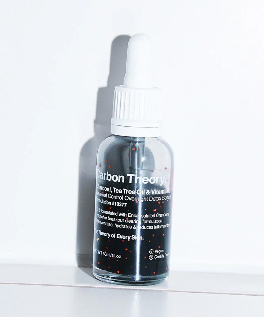Carbon Theory - Hydrating Breakout-Control Overnight Detox Serum with Antioxidant-Rich Cranberry Extracts - Secret Skin