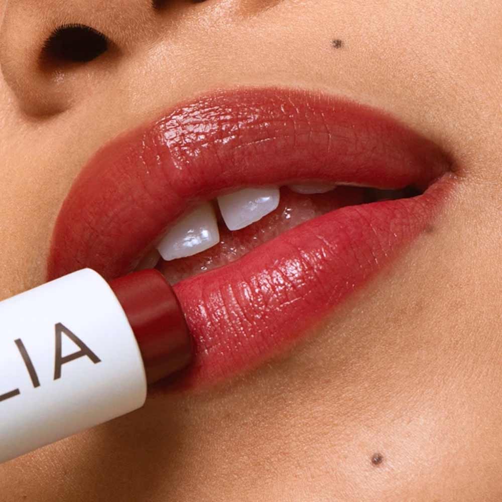 Ilia - Award-Winning Balmy Tint Hydrating Lip Balm with Salicornica, Rosehip Oil & Shea Butter