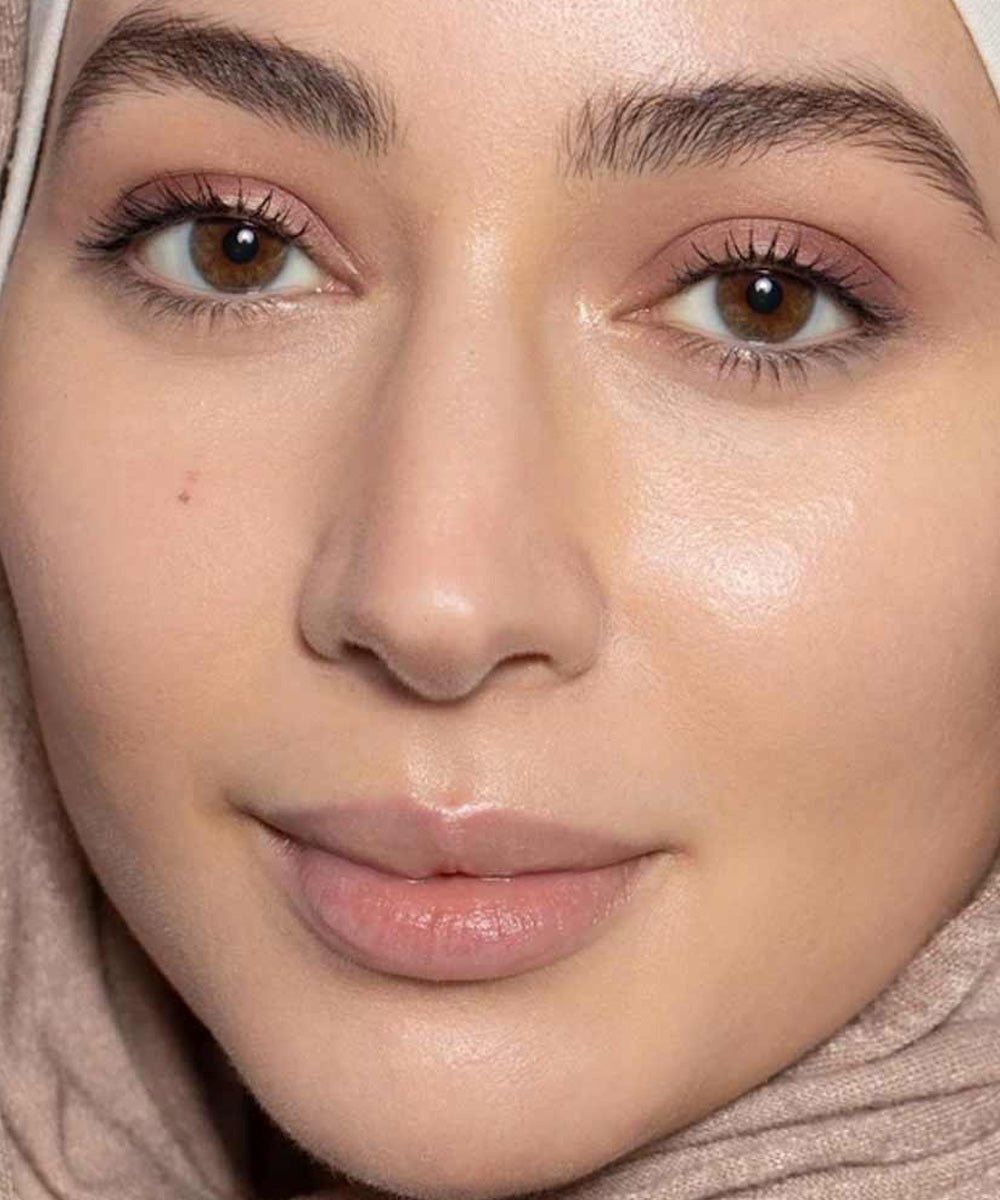 Ilia - Richly Pigmented Liquid Powder Chromatic Eye Tint with Horse Chestnut Flower & Magnolia Bark Extract - Secret Skin