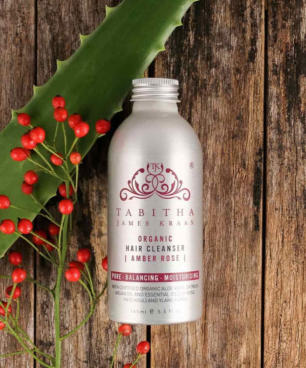 Tabitha James Kraan - Soothing Hair Cleanser with Aloe Vera & Oat Milk to Cleanse & Nourish The Hair - Secret Skin